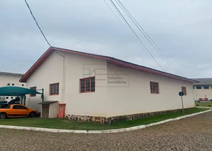 Galpão/Depósito/Armazém para alugar, 340m² no Novo Mundo, Curitiba