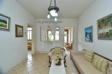 Casa com 6 Quartos à venda, 420m² no Santa Efigênia, Belo Horizonte