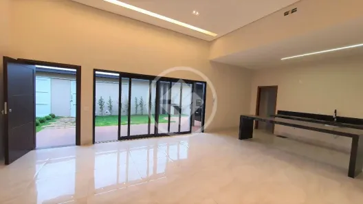 Casa com 3 Quartos à venda, 270m² no Interlagos, Araguari