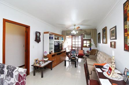 Apartamento com 3 Quartos à venda, 105m² no Passo da Areia, Porto Alegre