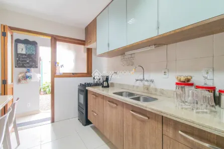 Sobrado com 3 Quartos à venda, 188m² no Tristeza, Porto Alegre