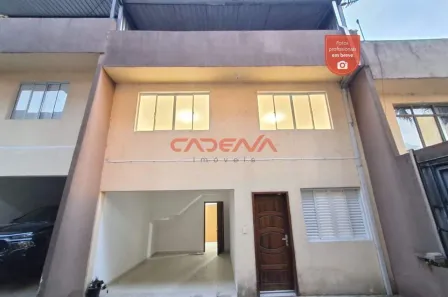 Sobrado com 3 Quartos para alugar, 170m² no Centro, Pinhais