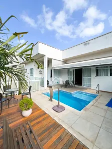 Casa de Condomínio com 3 Quartos à venda, 247m² no Jardim Caiapiá, Cotia