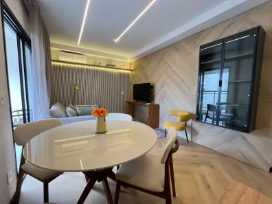 Apartamento com 1 Quarto para alugar, 50m² no Cambuí, Campinas