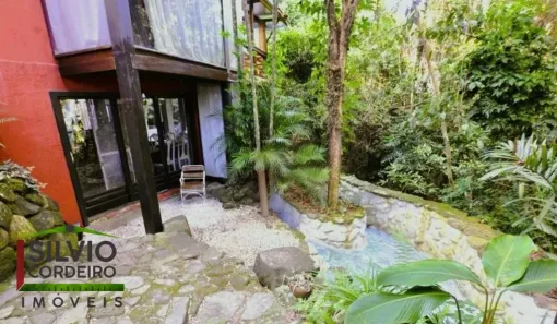 Casa com 4 Quartos à venda, 280m² no Lagoa da Conceição, Florianópolis
