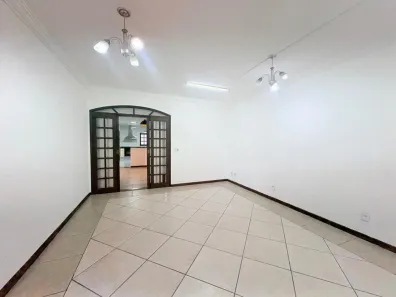 Casa com 3 Quartos para alugar, 309m² no Parque da Figueira, Campinas