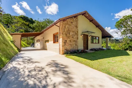 Casa com 3 Quartos à venda, 438m² no Itaipava, Petrópolis