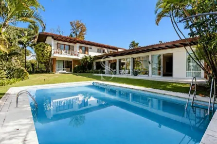 Casa com 5 Quartos à venda, 1481m² no Jardim Guedala, São Paulo