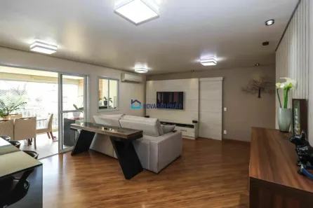 Apartamento com 3 Quartos à venda, 122m² no Vila Gumercindo, São Paulo