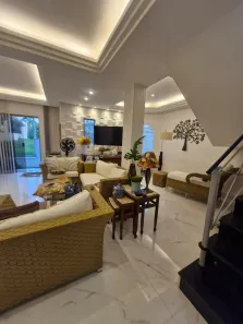 Casa com 3 Quartos à venda, 300m² no Camboinhas, Niterói