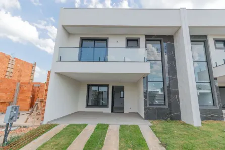Sobrado com 3 Quartos à venda, 137m² no Ouro Verde, Campo Largo