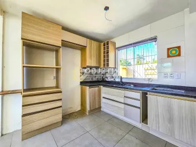 Casa com 2 Quartos para alugar, 59m² no Petrópolis, Novo Hamburgo