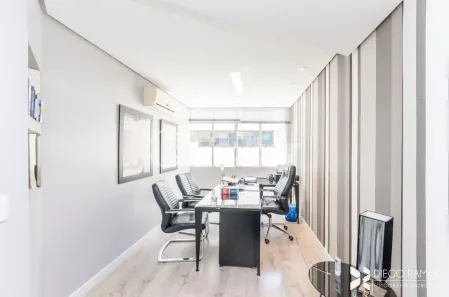 Sala Comercial à venda, 76m² no Centro Histórico, Porto Alegre