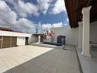Casa com 6 Quartos para alugar, 500m² no Parque Manibura, Fortaleza