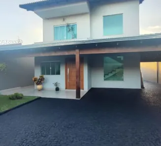 Casa com 3 Quartos à venda, 255m² no Jardim Inconfidência, Uberlândia