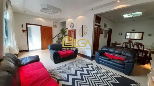 Sobrado com 3 Quartos à venda, 162m² no Marapé, Santos