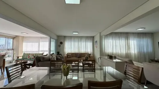Apartamento com 4 Quartos para alugar, 275m² no Setor Bueno, Goiânia