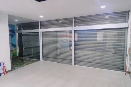 Imóvel Comercial para alugar, 150m² no Jardim da Glória, Cotia
