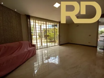 Casa com 3 Quartos à venda, 337m² no Esplanada, Belo Horizonte