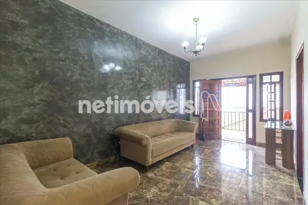 Casa com 4 Quartos à venda, 200m² no Sagrada Família, Belo Horizonte