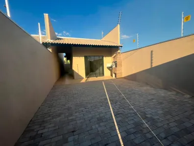 Casa com 2 Quartos à venda, 67m² no Loteamento Bertaville, Palmas