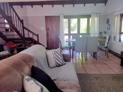 Casa com 4 Quartos à venda, 221m² no Ipanema, Porto Alegre