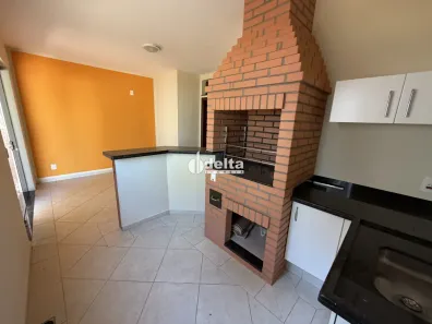Cobertura com 3 Quartos para alugar, 181m² no Santa Mônica, Uberlândia
