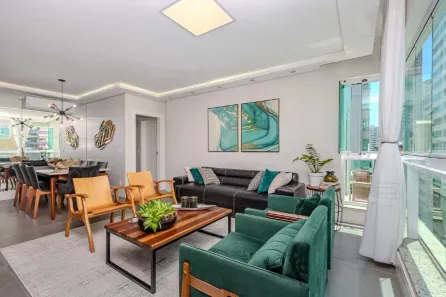 Apartamento com 3 Quartos à venda, 110m² no Centro, Balneário Camboriú