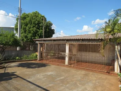 Casa com 3 Quartos à venda, 205m² no Waldemar Hauer, Londrina