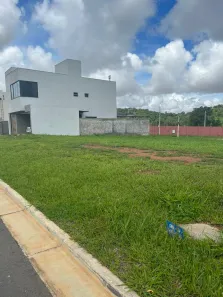 Lote/Terreno à venda, 305m² no Jardins Porto, Senador Canedo