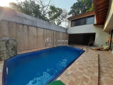 Casa com 3 Quartos à venda, 233m² no Jardim Campo Grande, São Paulo