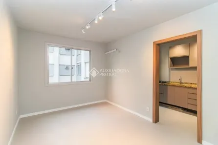 Apartamento com 2 Quartos à venda, 58m² no Vila Ipiranga, Porto Alegre
