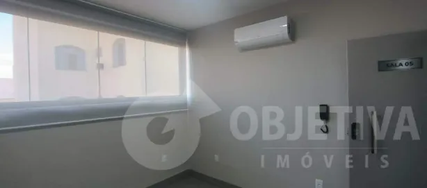 Sala Comercial para alugar, 10m² no Bom Jesus, Uberlândia