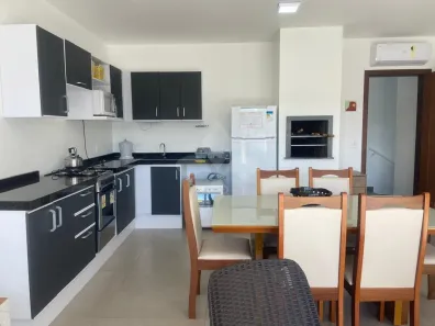 Apartamento com 2 Quartos à venda, 65m² no Centro, Garopaba