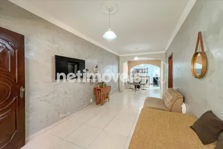 Casa com 2 Quartos à venda, 133m² no Santa Mônica, Belo Horizonte