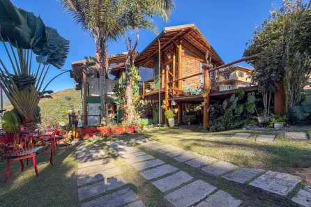 Casa de Condomínio com 3 Quartos à venda, 360m² no Vargem Grande, Teresópolis