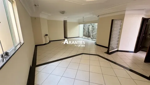 Casa com 3 Quartos à venda, 220m² no Vigilato Pereira, Uberlândia