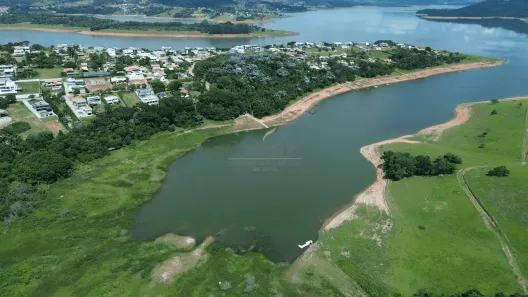 Lote/Terreno à venda, 1050m² no Nova Suíça, Piracaia