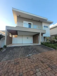 Casa de Condomínio com 4 Quartos para alugar, 330m² no Esperança, Londrina