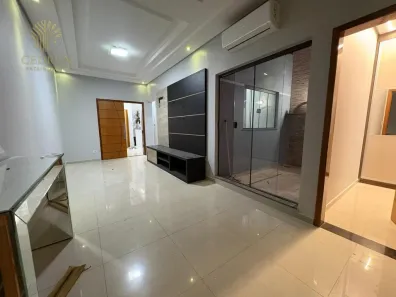 Casa com 2 Quartos para alugar, 118m² no Parque Tarumã, Maringá