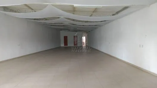 Ponto Comercial à venda, 640m² no Santa Maria, Santo André