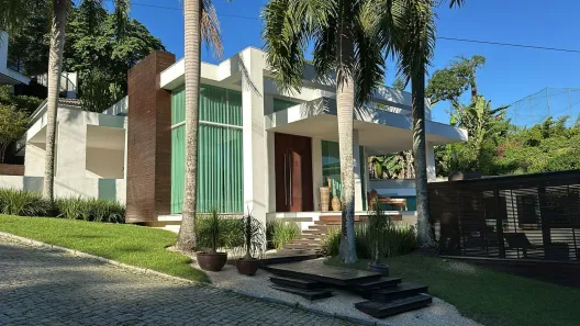 Casa de Condomínio com 4 Quartos à venda, 750m² no Vila Progresso, Niterói