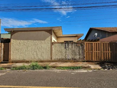 Casa com 3 Quartos à venda, 184m² no Coopharádio, Campo Grande
