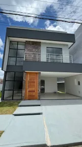 Sobrado com 4 Quartos à venda, 172m² no Centro, Ananindeua