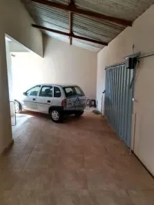 Casa com 3 Quartos à venda, 180m² no São Jorge, Uberlândia