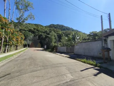 Lote/Terreno à venda, 273m² no Loteamento Ibisco, Caraguatatuba