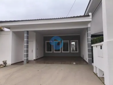 Casa de Condomínio com 3 Quartos para alugar, 225m² no Itapeva, Votorantim