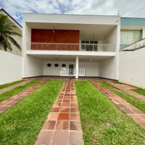 Casa com 3 Quartos à venda, 230m² no Nossa Senhora da Abadia, Uberaba