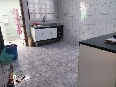 Casa com 4 Quartos à venda, 294m² no Taboão, Diadema
