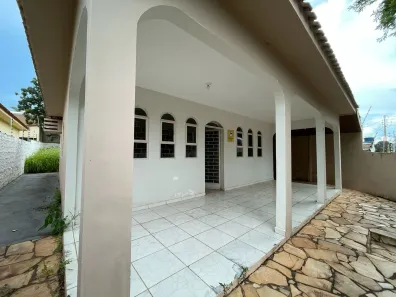 Casa com 3 Quartos à venda, 115m² no Morada do Ouro, Cuiabá